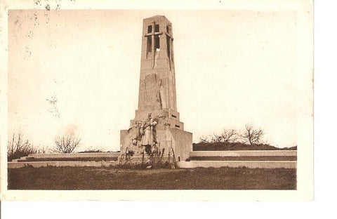 Postal 023149 : Monument erected at the memory of the Poilus 