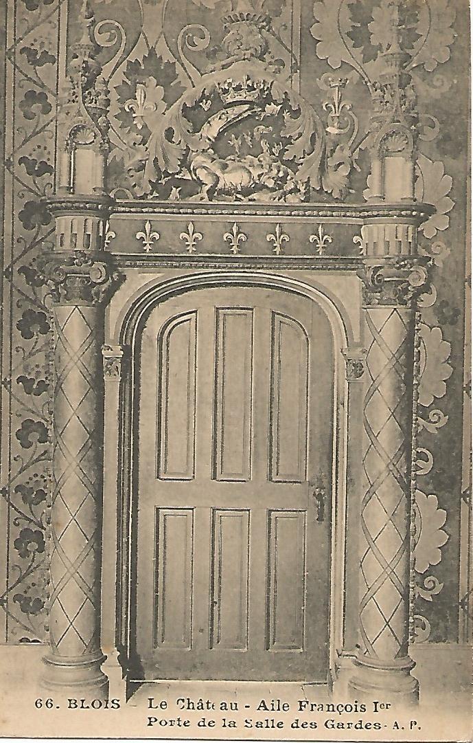 Postal 51028: BLOIS - Interior del castillo