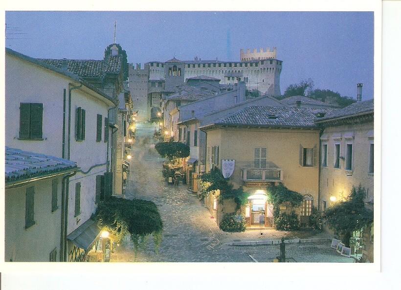 Postal 023288 : Gradara, partial view nightly