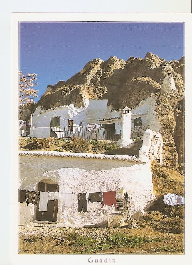 Postal 044234 : Guadix. Cuevas tipicas - Ciudad Troglodita