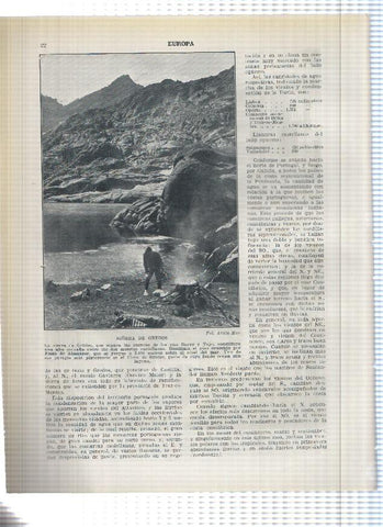 Lamina/sheet/feuille numerada 021/022: Caserio Astur, Calle de Maya y vista de la sierra de Gredos