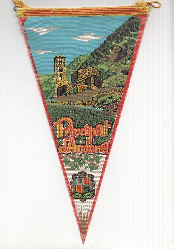 BANDERIN: PRINCIPAT d,ANDORRA - Escudo e Iglesia Romanica de Sant Joan de Caselles