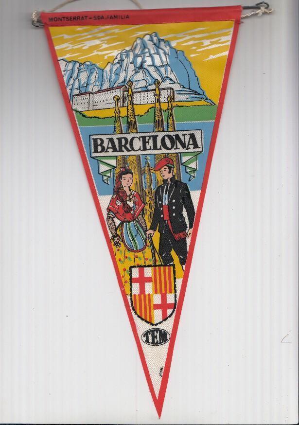 BANDERIN: TEM BARCELONA - Ilustracion de MONTSERRAT Y SAGRADA FAMILIA, Trajes tipicos y escudo de la localidad