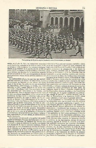 LAMINA ESPASA 26774: Paracaidistas desfilando delante de Franco