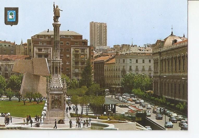 Postal 050039 : Madrid. Monumento a Colon