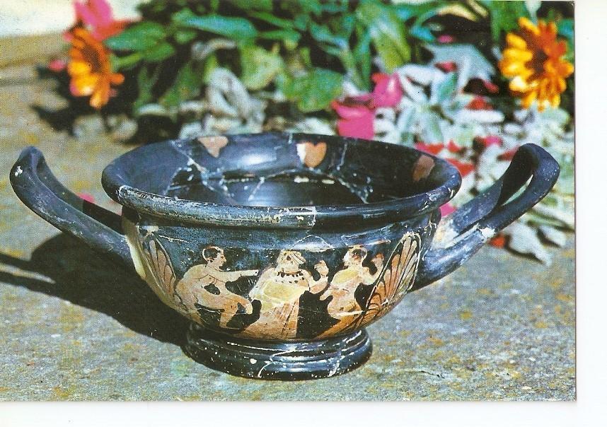 Postal 042945 : Diputacion Provincial de Gerona. Museo de Ullastret. Kylix atico de figuras rojas. Siglo IV a. J.C.