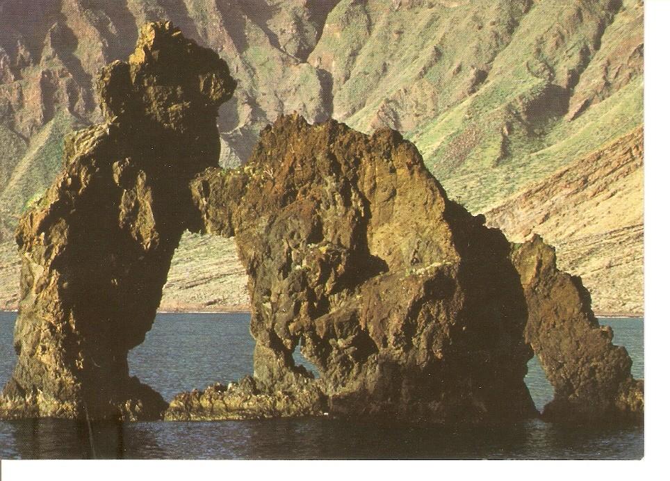 Postal 043818 : Islas Canarias. El roque Bonanza - El Hierro