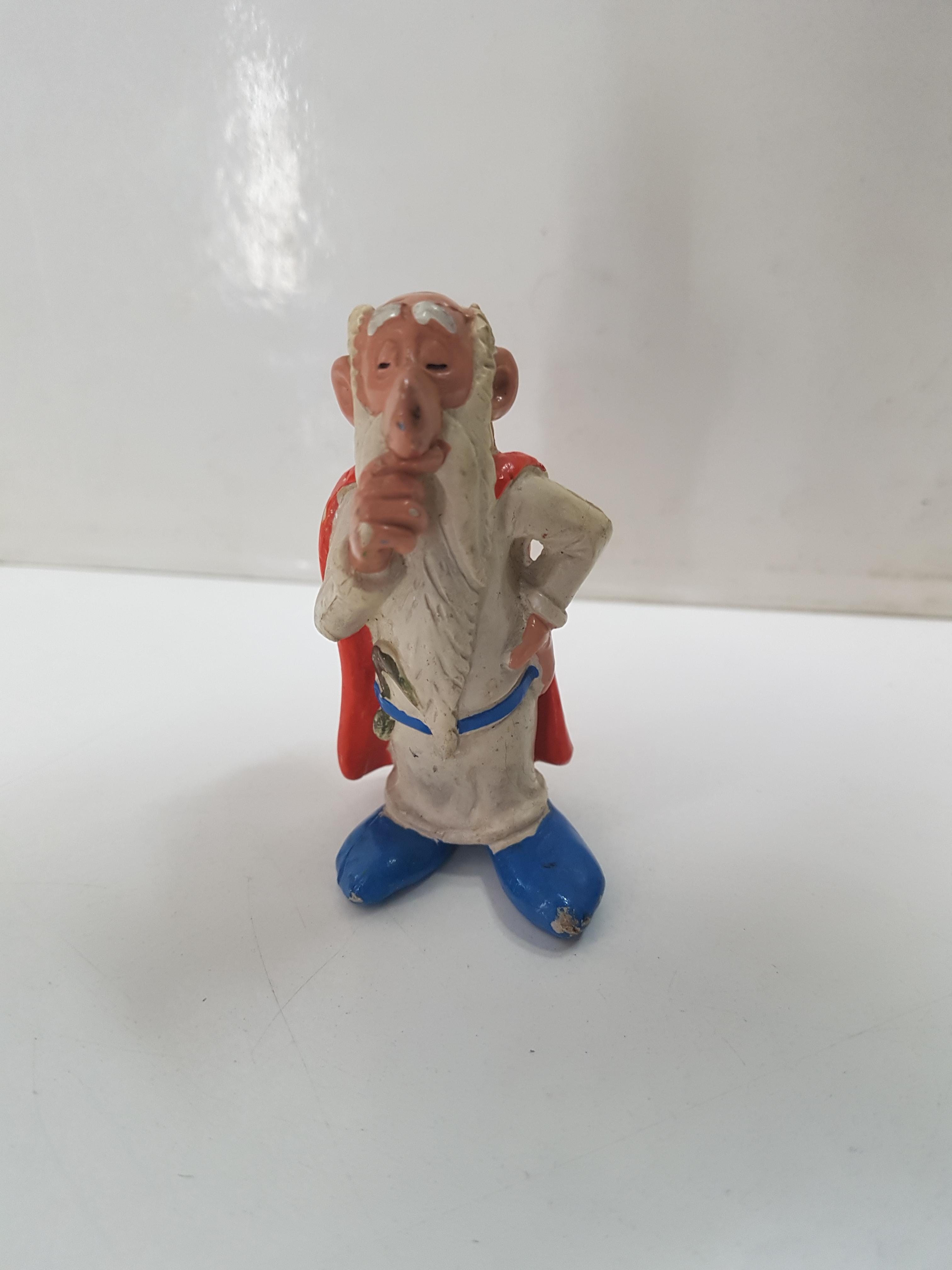 Figura serie Asterix: Panoramix, druida inventor de pociones