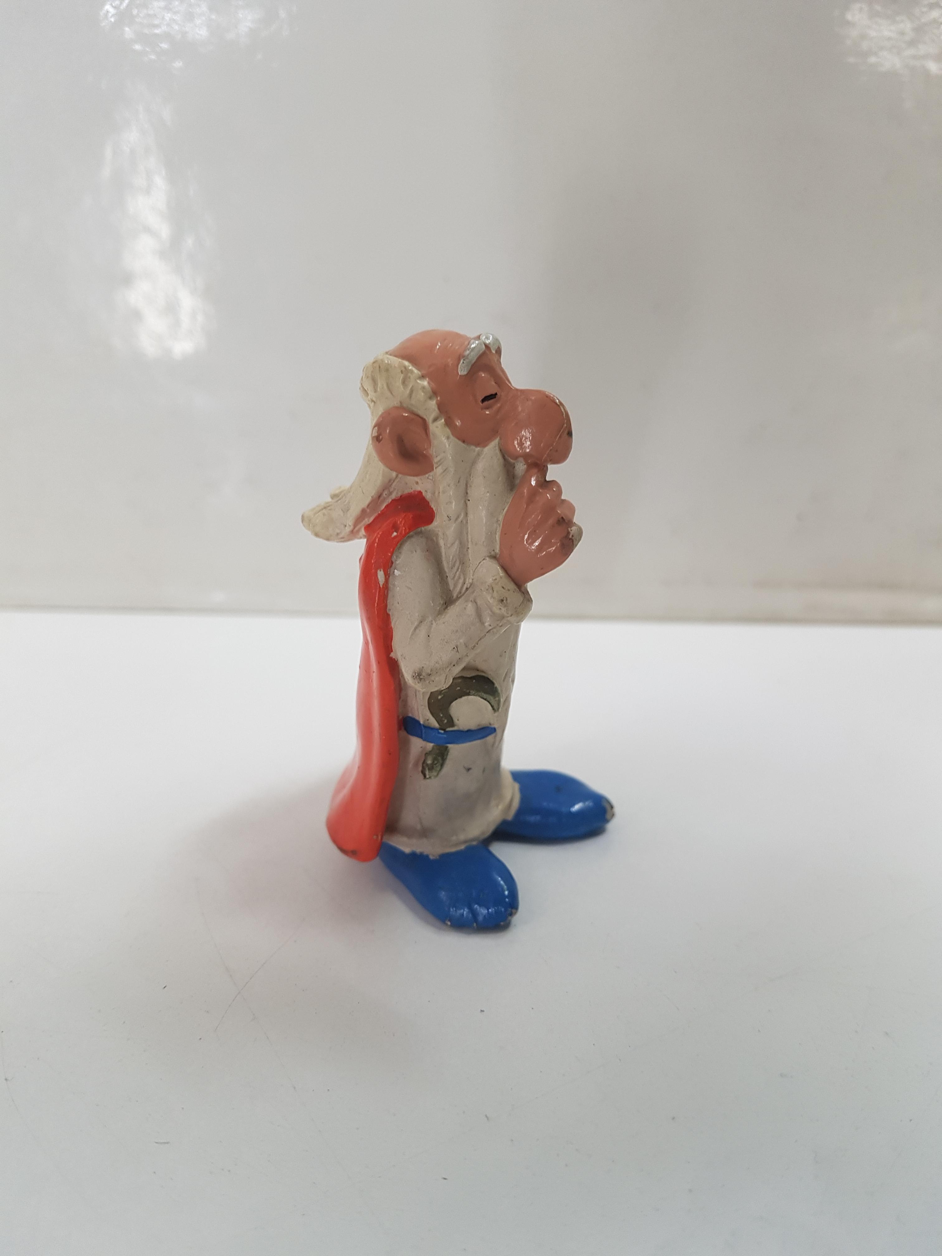 Figura serie Asterix: Panoramix, druida inventor de pociones