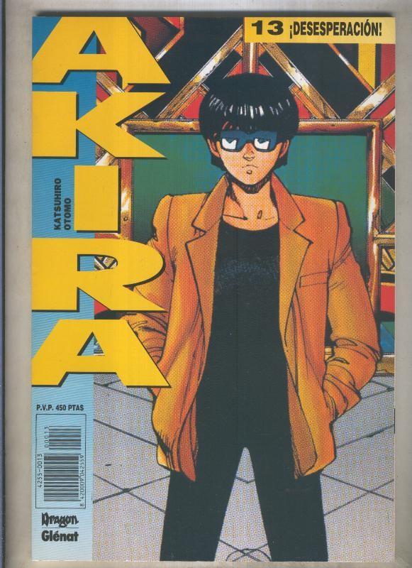 Akira numero 13 (numerado 3 en interior cubierta)