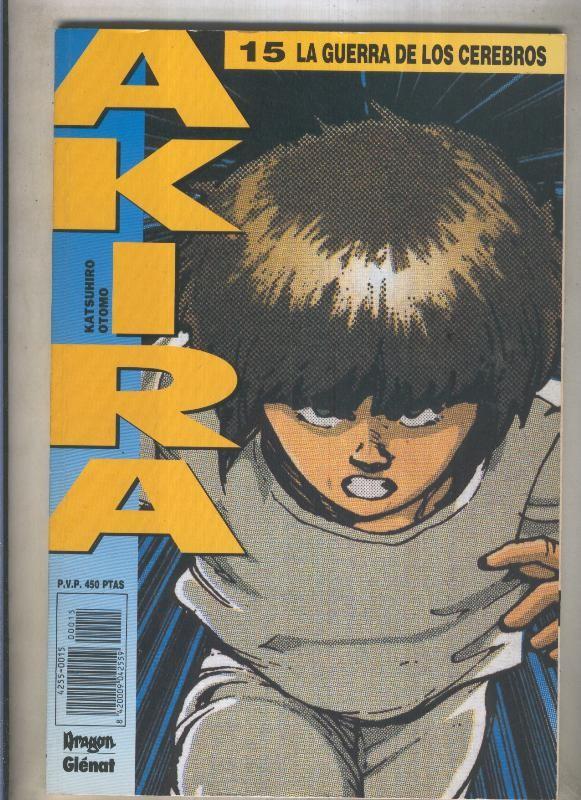 Akira numero 15 (numerado 1 en interior cubierta)