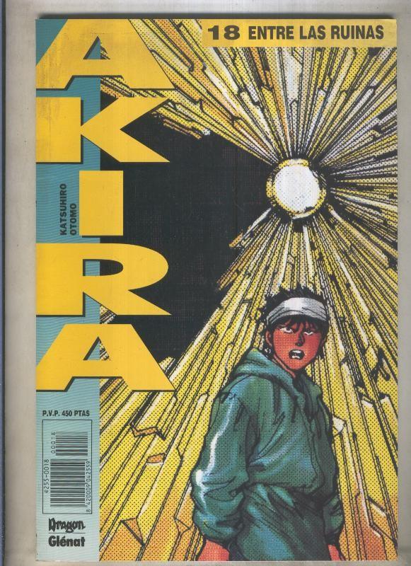 Akira numero 18 (numerado 2 en interior cubierta)