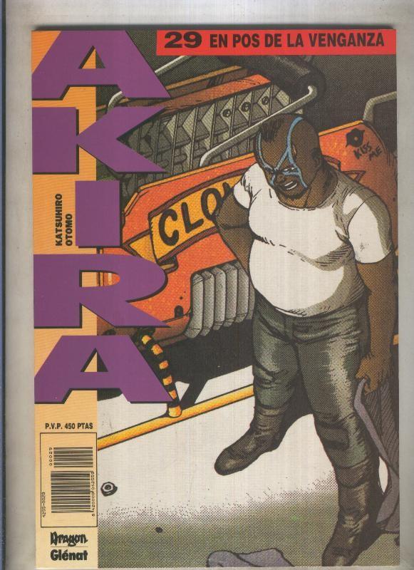 Akira numero 29 (numerado 3 en interior cubierta)