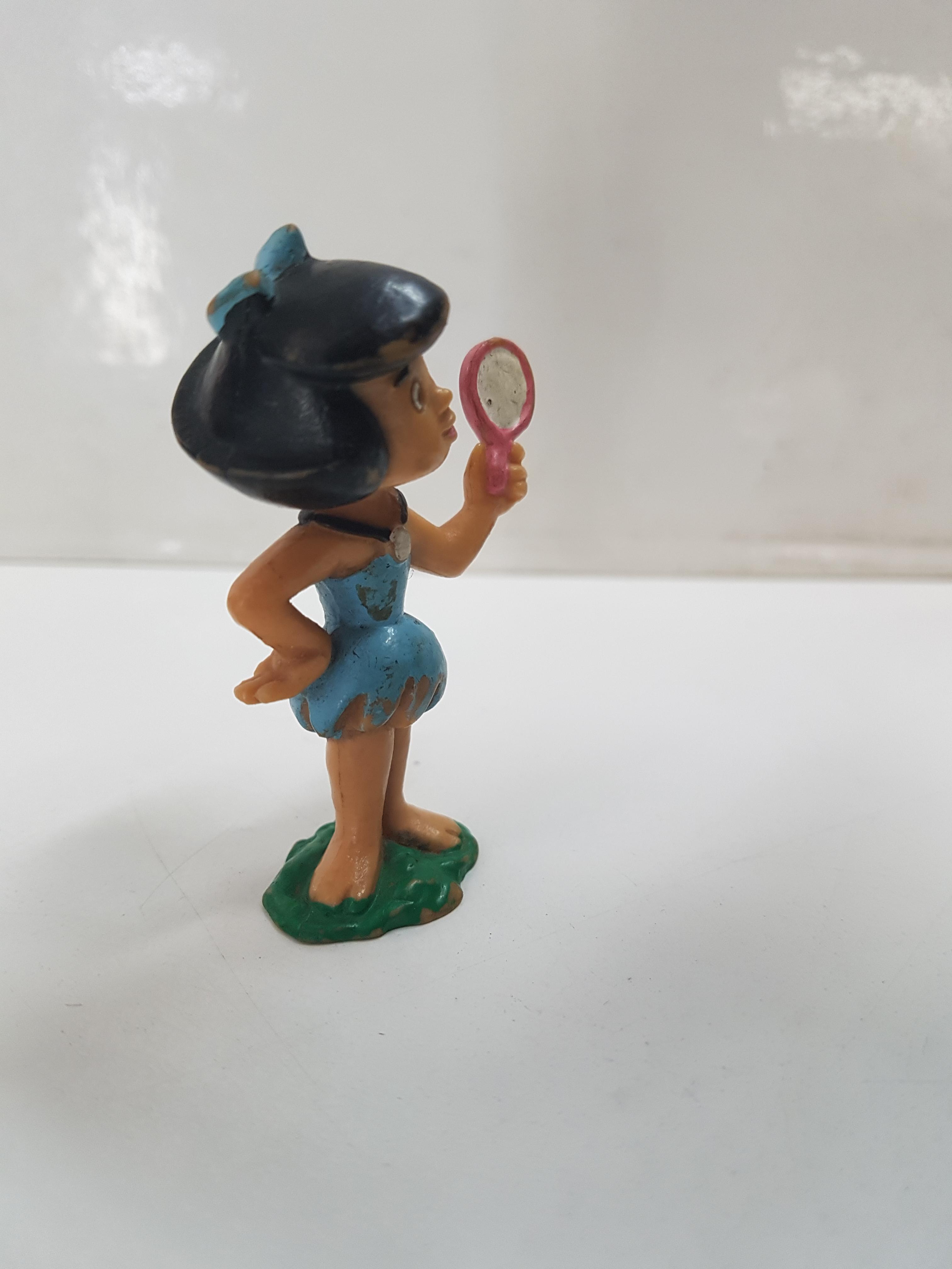 Figura serie Los Picapiedras: Betty Marmol