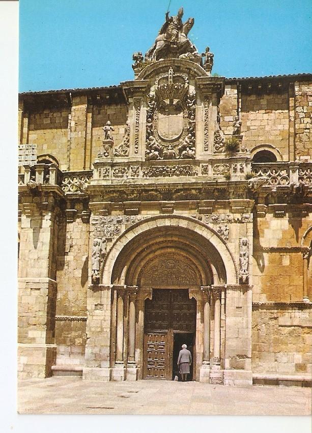 Postal 026072 : Iglesia de San Isidoro. Entrada principal. Leon