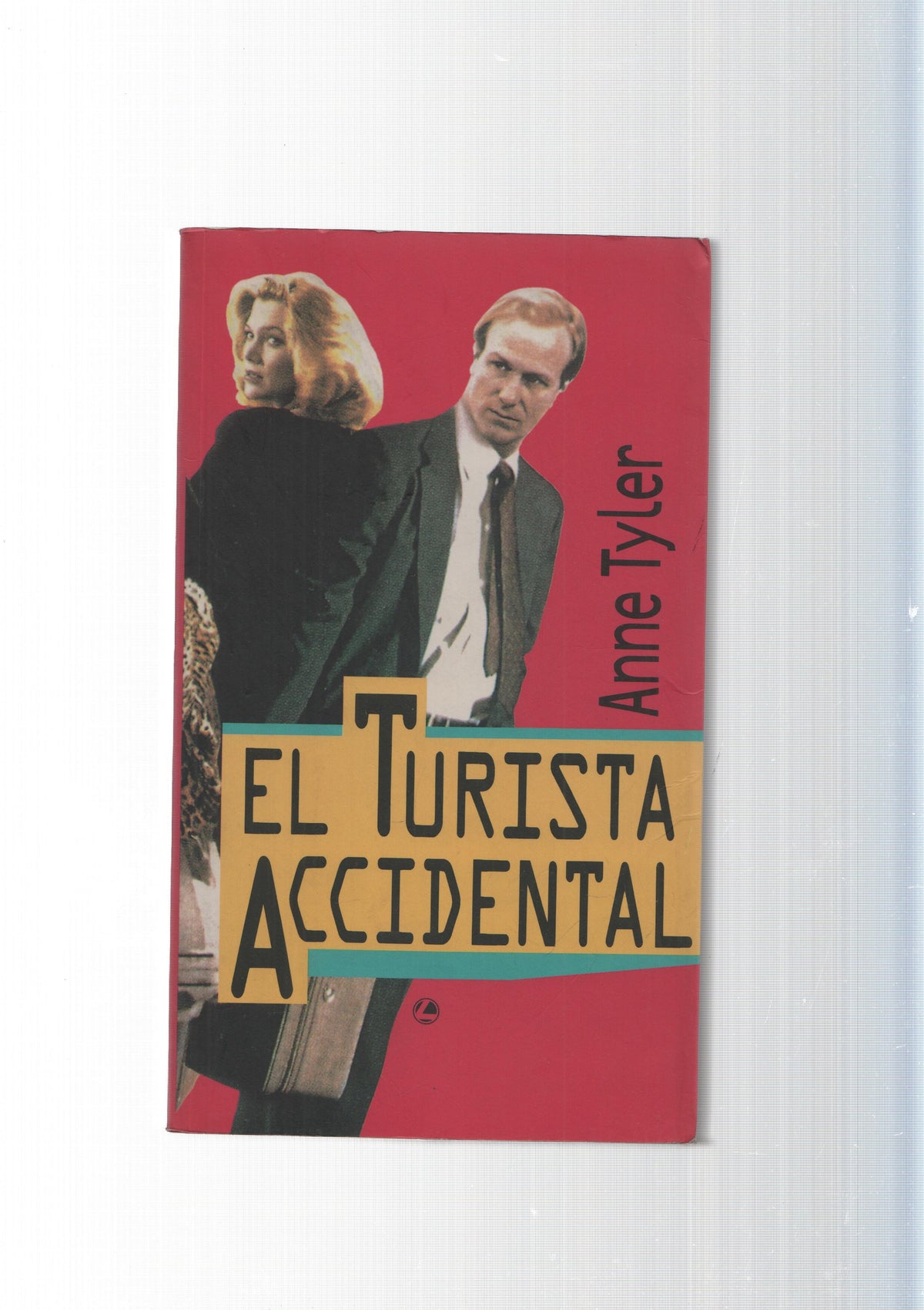 El turista accidental ( tiene arrancada la pagina de creditos )