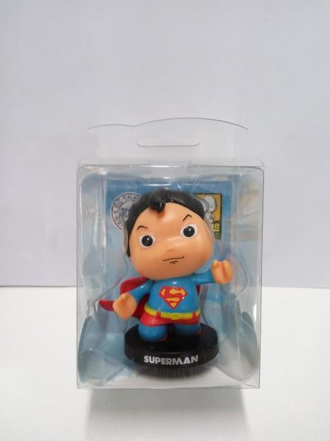 DC Figura Little Mates: SUPERMAN (Figura PVC)