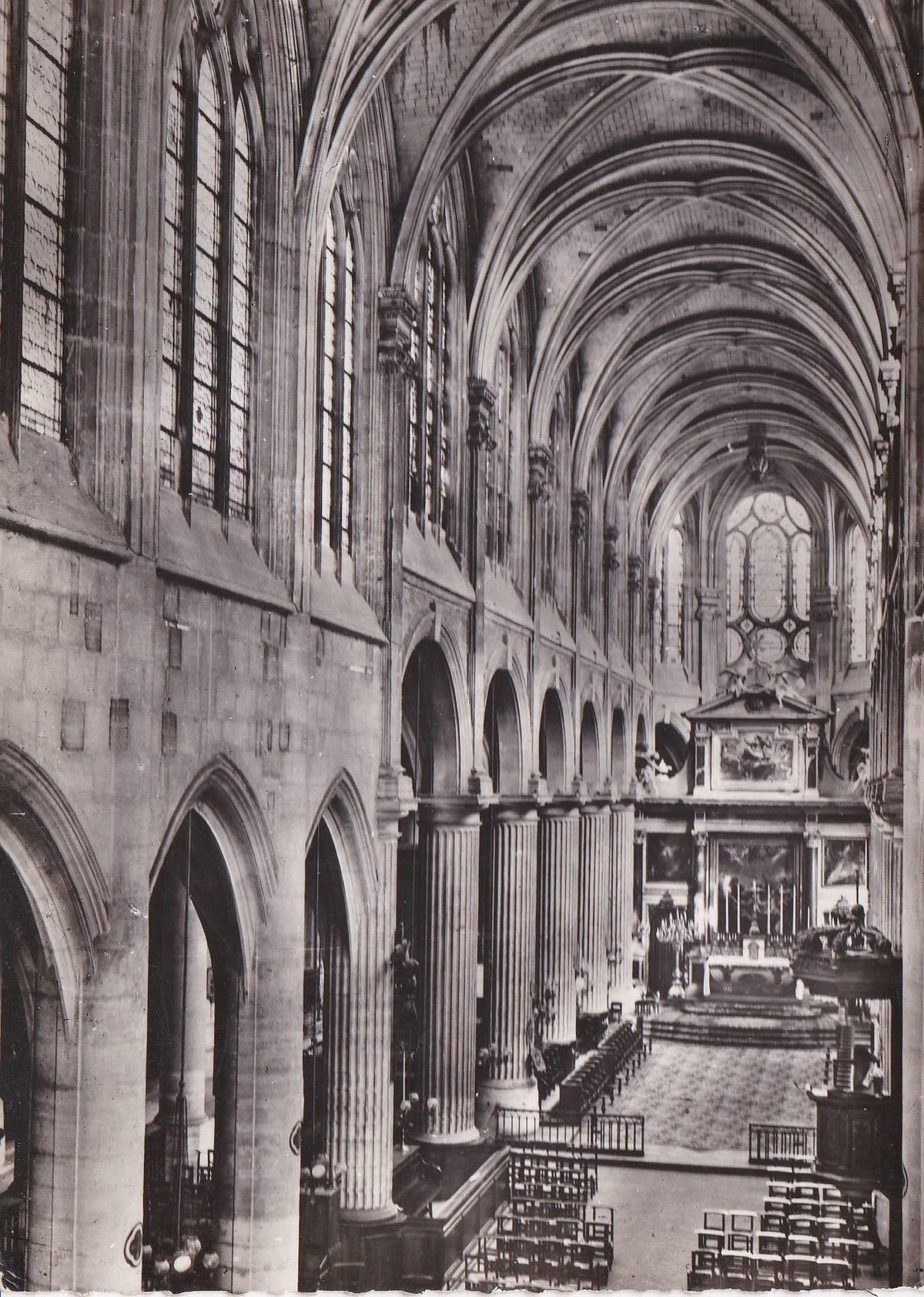 POSTAL 18712: EGLISE SAINT-NICOLAS DES CHAMPS