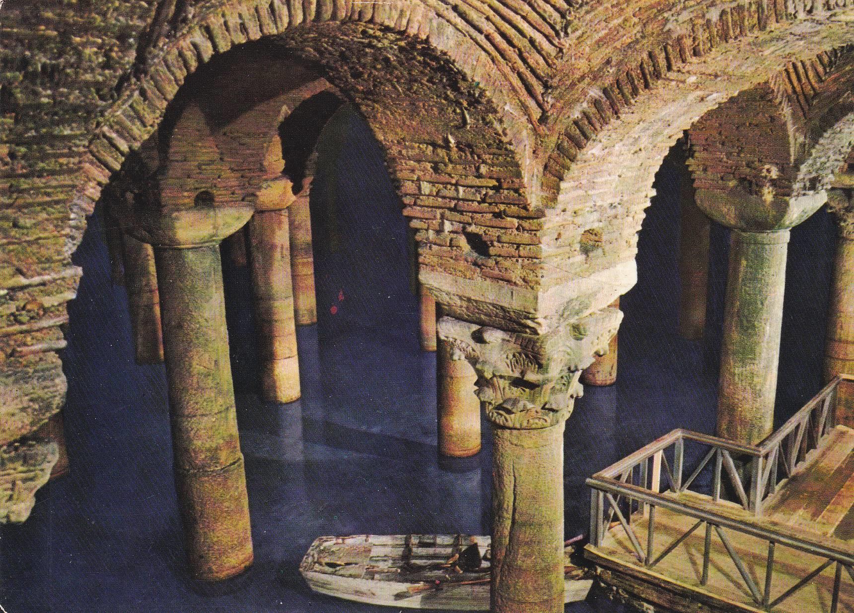 POSTAL 18831: ESTAMBUL: CISTERNA BASILICA 