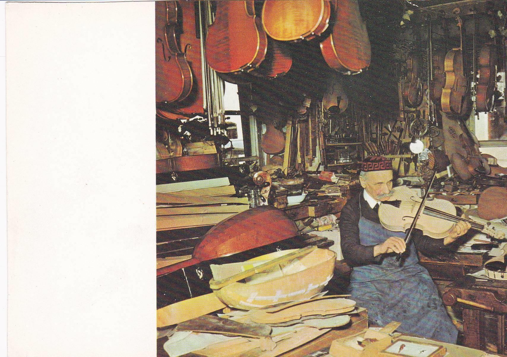 POSTAL 18850: E. BAUER: EL CONSTRUCTOR DE VIOLINES