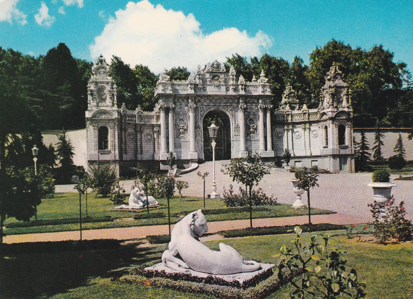 POSTAL 18872: ESTAMBUL PORTAL DOLMABAHÇE