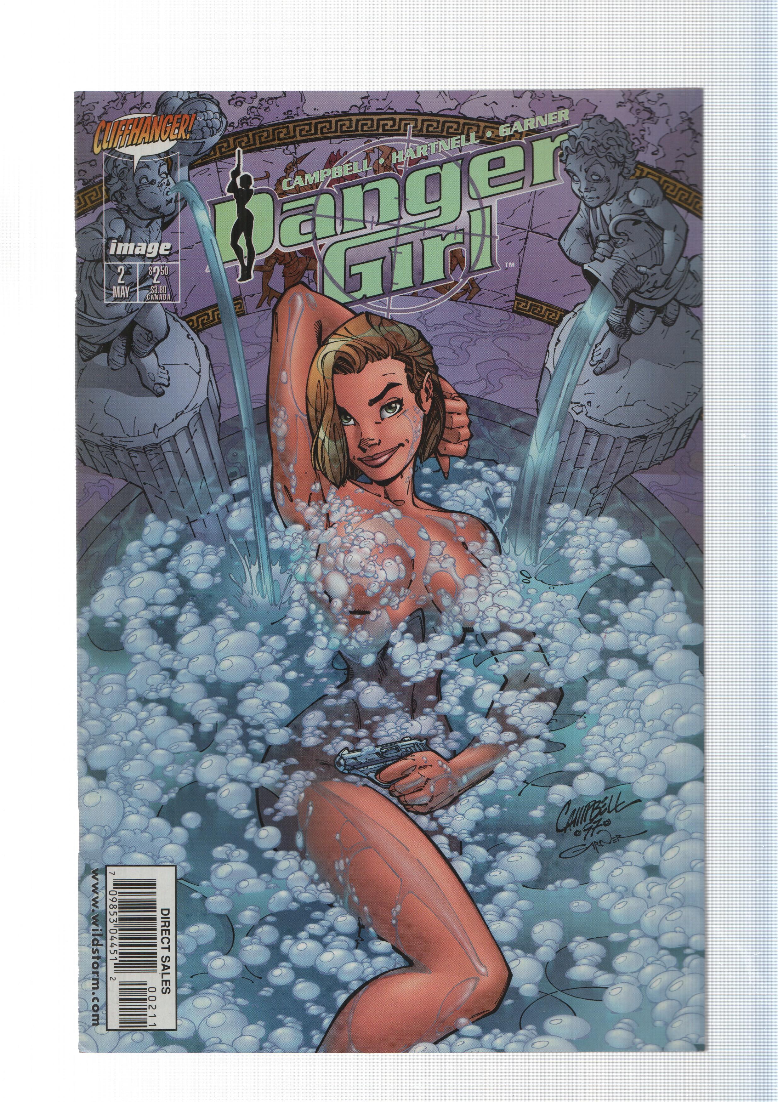 Image: Danger Girl num 2, Dangerous Liaisons. Cliffhanger