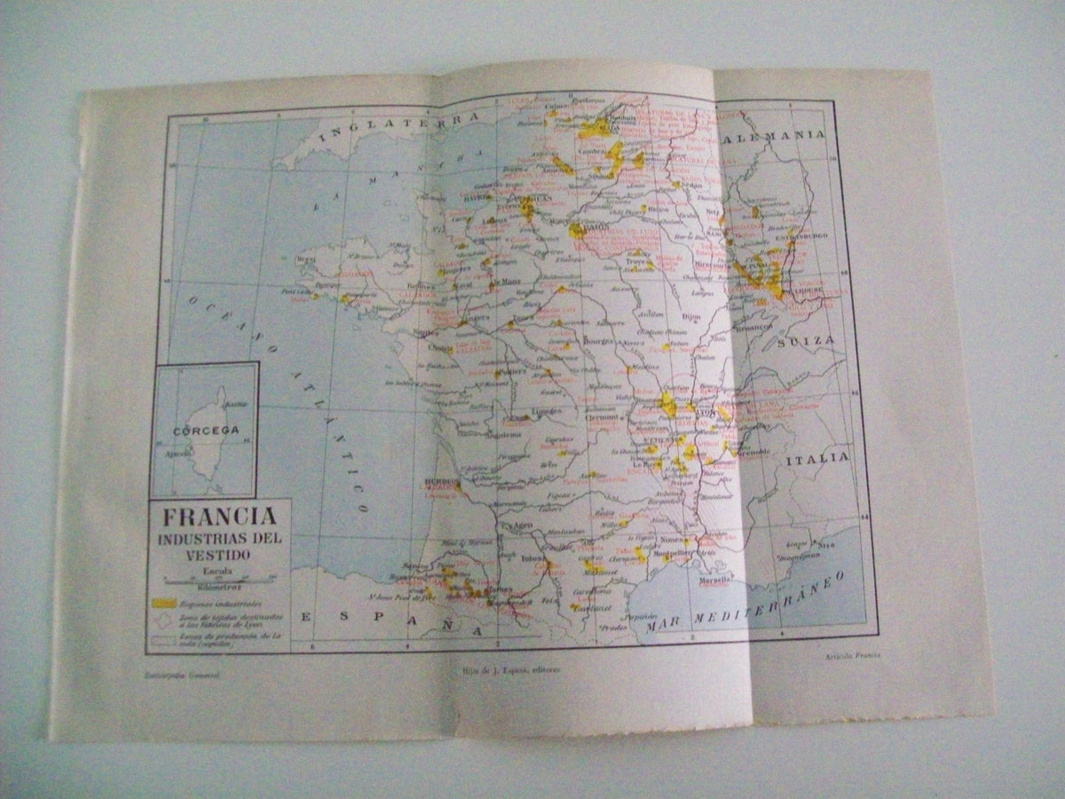LAMINA ESPASA 3479: Mapa de industrias del vestido de Francia