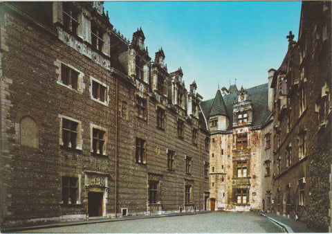 POSTAL 62493 : Interior del Chateau de la Paz. Francia