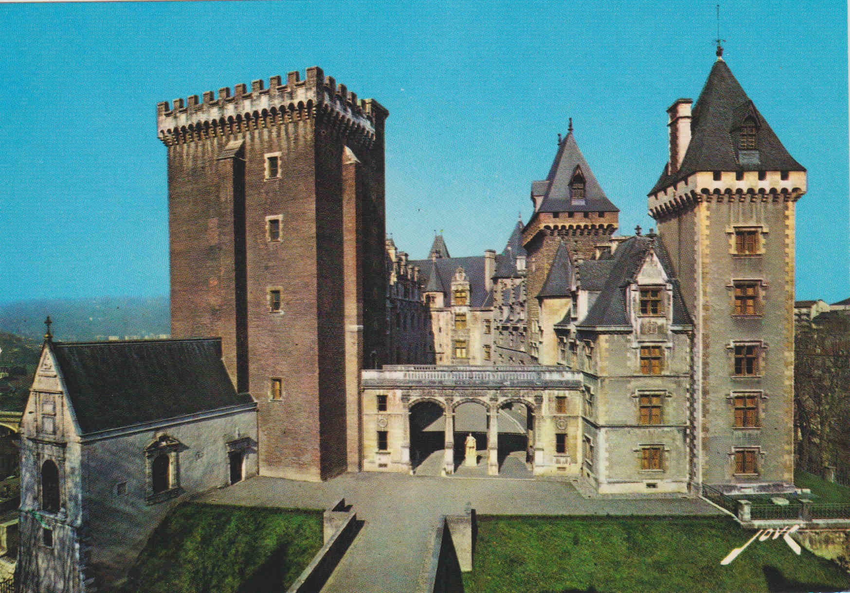 POSTAL 62494 : Fachada principal castillo Das Scholss. PAU