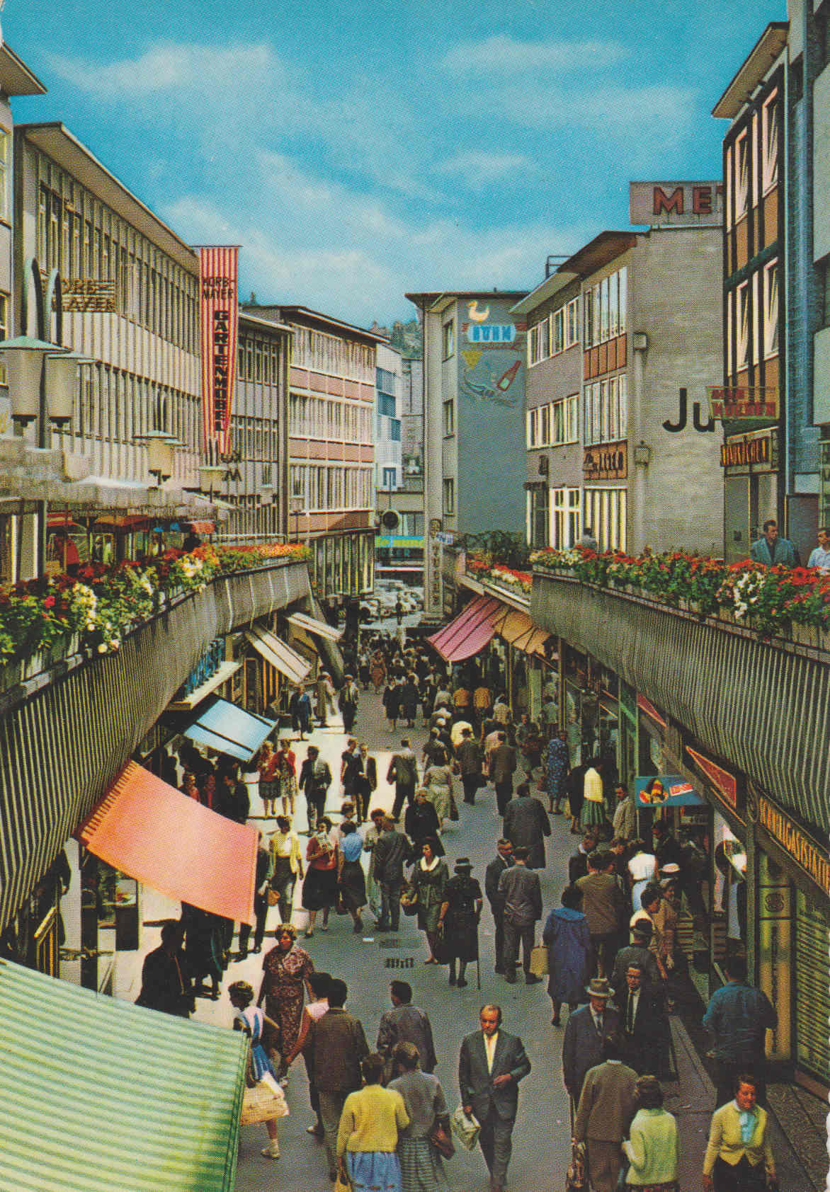 POSTAL 62608 : Calle Comercial. “SCHULSTRAßE”. Stuttgart. Alemania