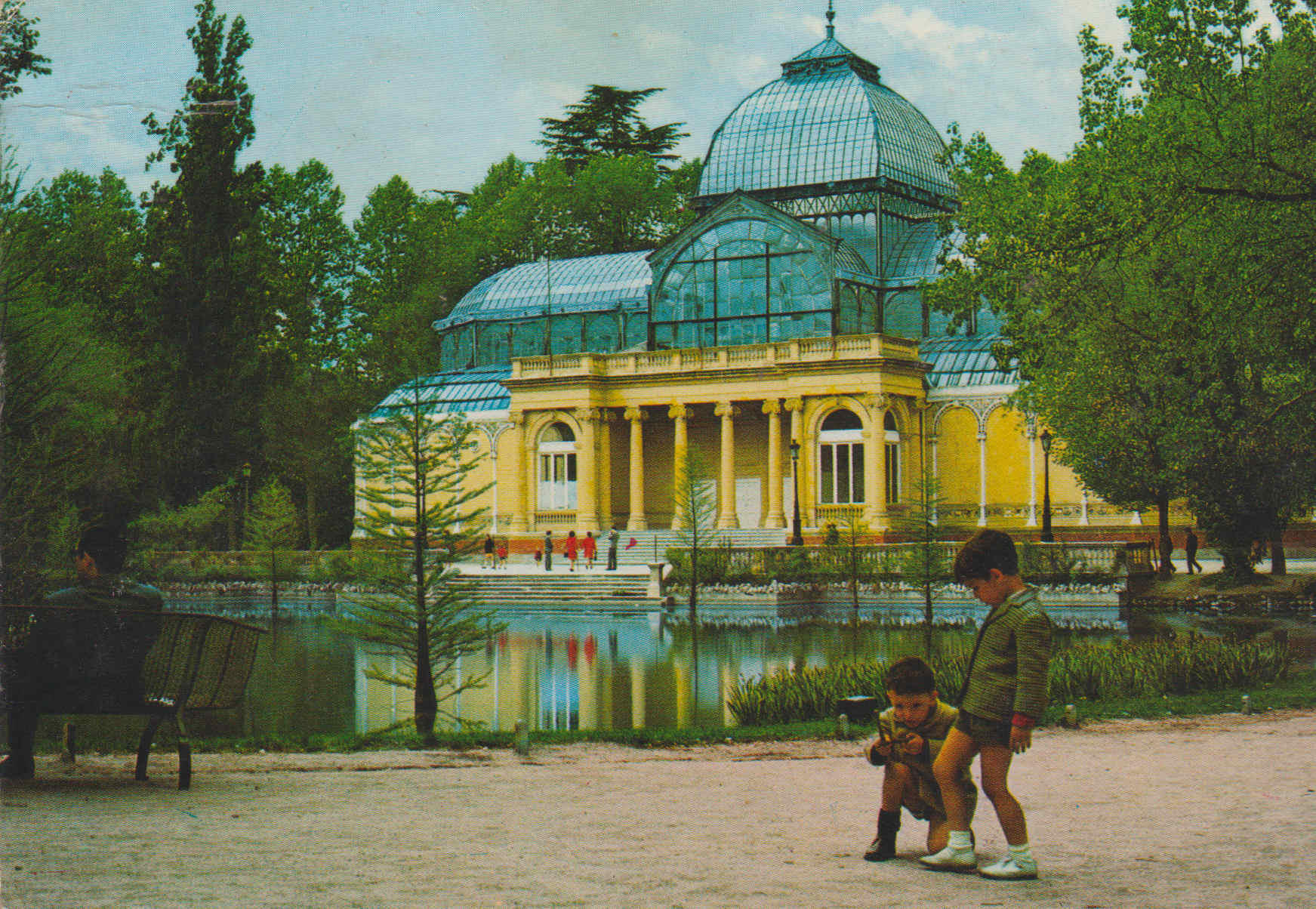 POSTAL 62715 : Madrid. Parque del Retiro y Palacio de Cristal. España