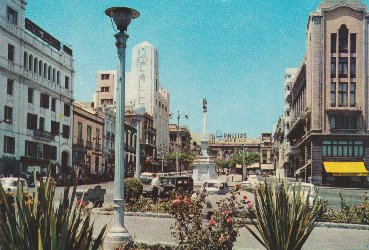 POSTAL 62746 : Santa Cruz de Tenerife. Plaza de Candelaria y Vista Parcial. España