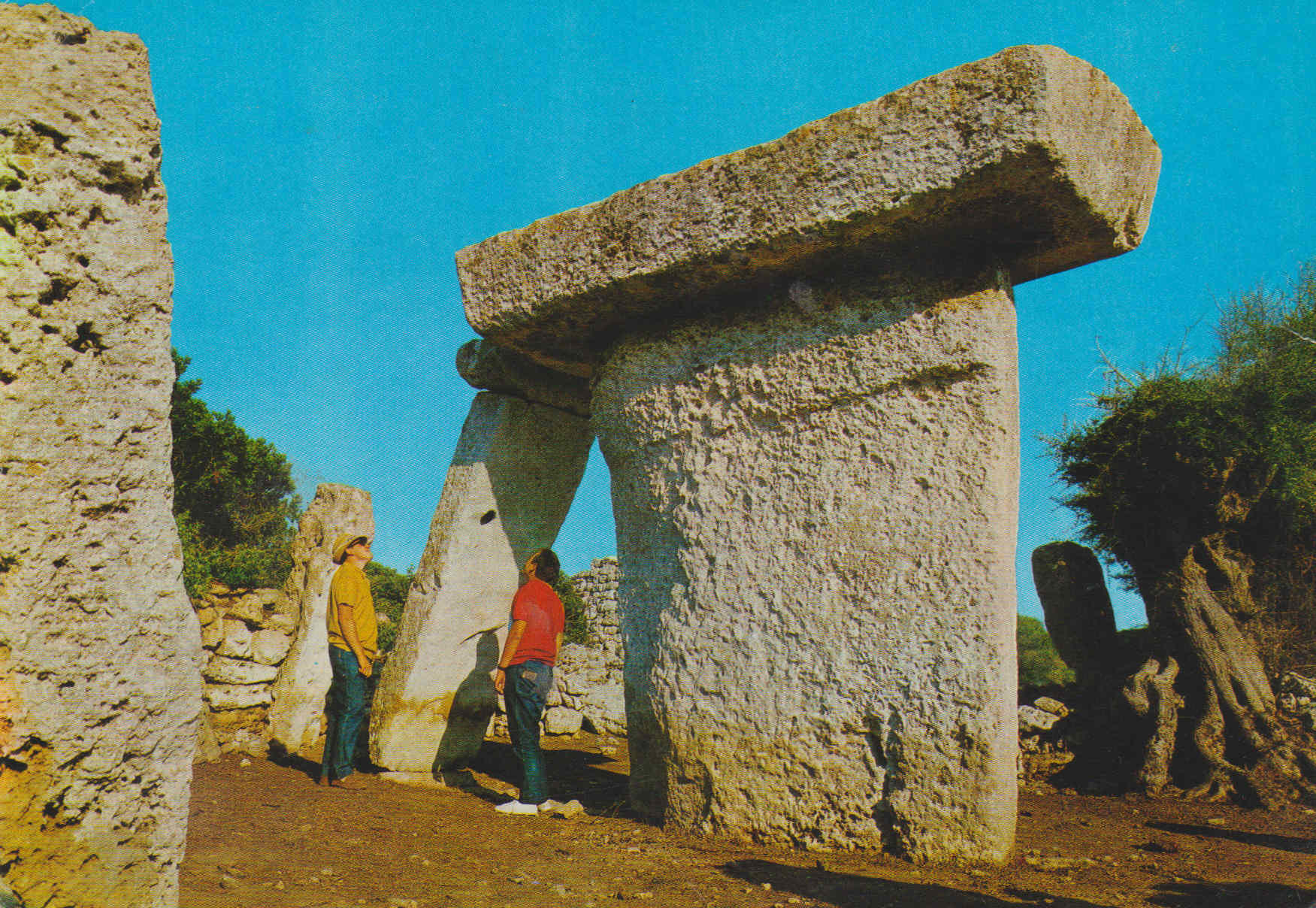 POSTAL 62808 : Menorca. Mahon. Taula de talati. España