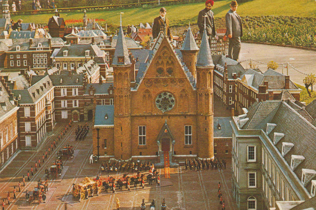 POSTAL 62820 : Ciudad en miniatura de Madurodam. Holanda