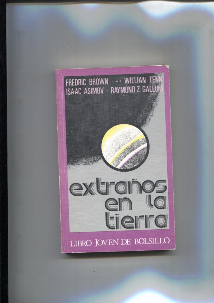 Extraños en la tierra