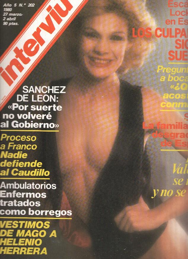 INTERVIU Volumen 0202: ROSA VALENTY, se mira y no se toca