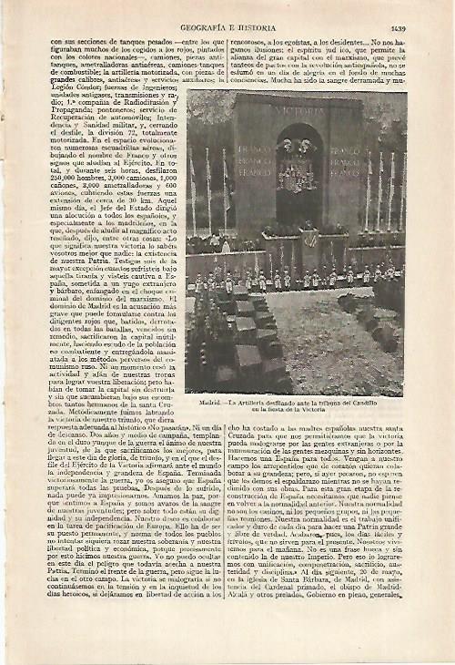 LAMINA ESPASA 27250: La Artilleria ante Franco en la Fiesta de la Victoria