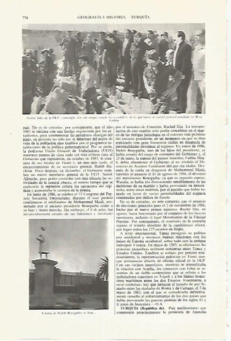 LAMINA ESPASA 27463: Arafat tras un ataque de Israel