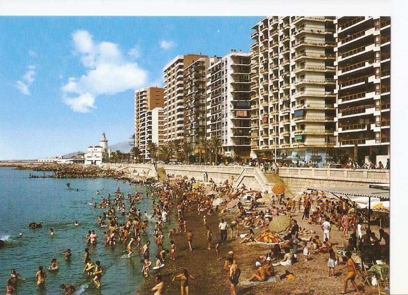 Postal 025813 : Playas de la Malagueta. Malaga