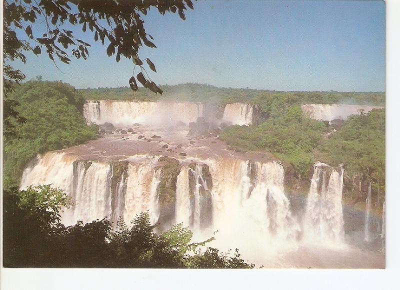 Postal 026647 : Foz do Iguaçu, vista parcial das famosas cataratas (Brasil)