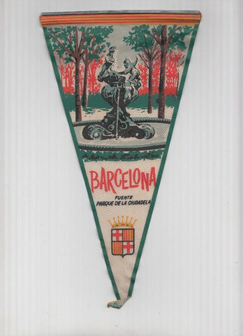 Banderin: BARCELONA- Ilustracion de Fuente de Jarron con Niños y Flores de Reynes en el Parc de La Ciutadella