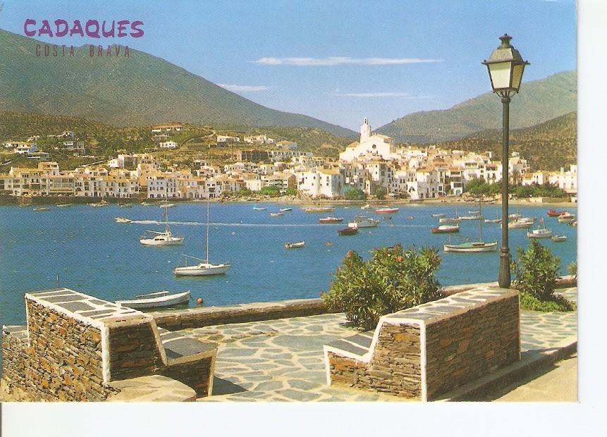 Postal 035471 : Cadaques (Costa Brava). Rada y vista parcial