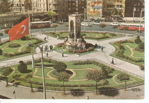 Postal 045997 : Istanbul ve Guzellikleri. Taksim et le Menument de la Rebublique
