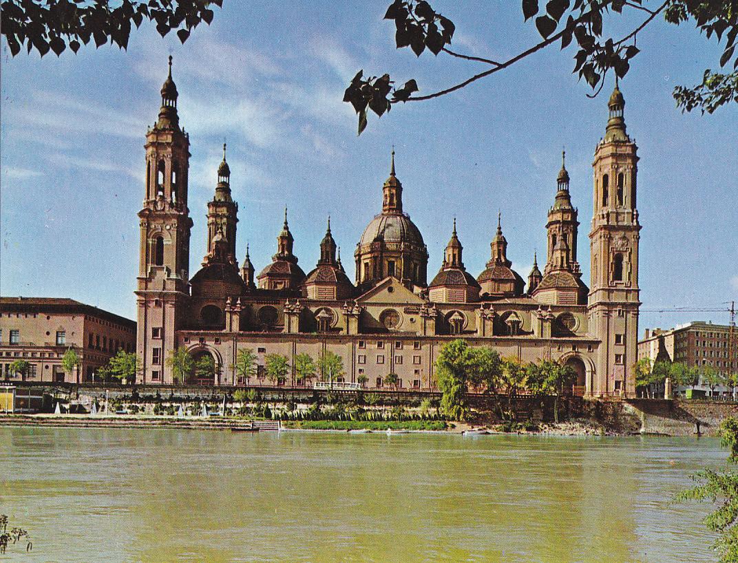 Postal 62110 : Zaragoza. El Pilar y Rio Ebro
