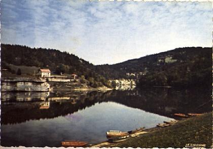 POSTAL 56869: Frontiere Franco-Suisse Lac de Chaillexon