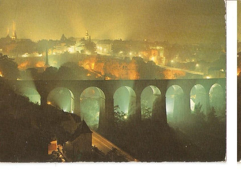 Postal 046118 : Luxembourg. Les illuminations du viaduc de Clausen et du Rocher du Bock