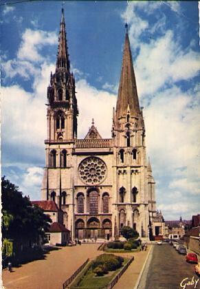 POSTAL 57159: Chartres – La Cathedrale