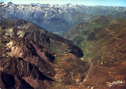POSTAL 56501: Le col du Tourmalet La Valle de Bareges