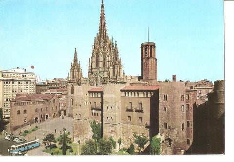 Postal 048110 : Barcelona. Catedral y Murallas Romanas