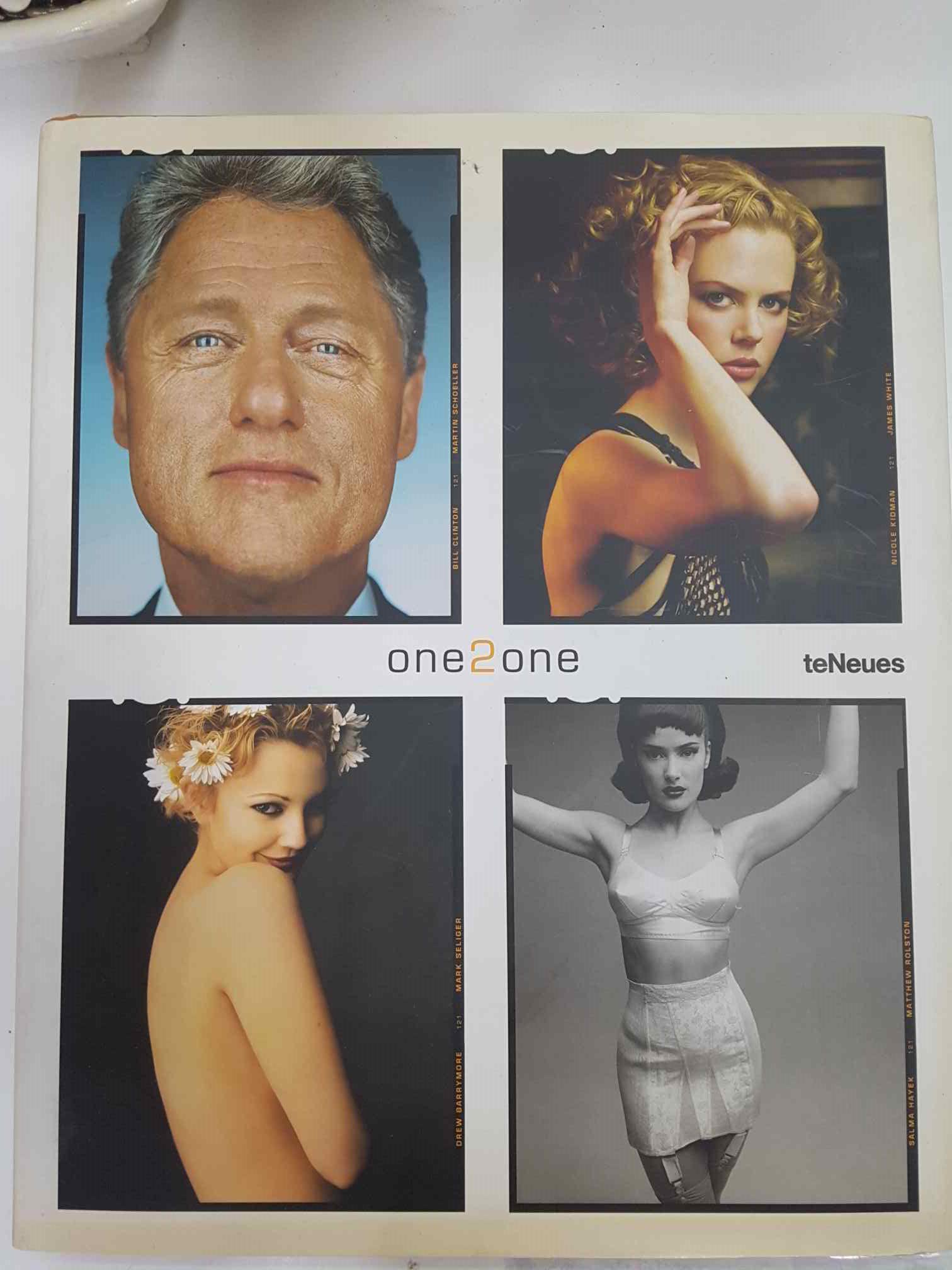 Libro publicidad. Te Neues: One2one. Idiomas: English, Chinese and German